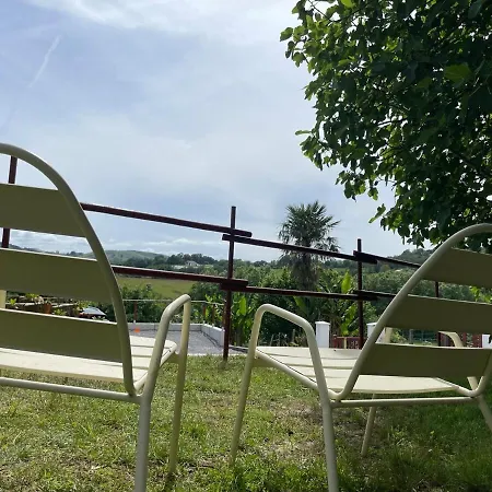 New Apartment, Mountain View, Espelette, 1er Etage Appartement Espelette